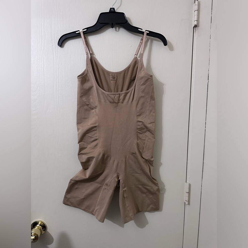 Nearly Nude Women’s Mid-Thigh Bodysuit Color Nude Size 2X